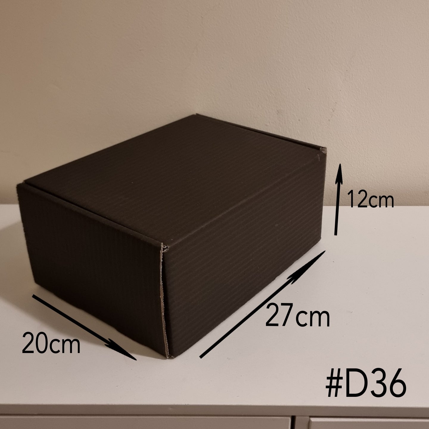 Cardboard bundle (D36) black inside, white - 1000 pieces